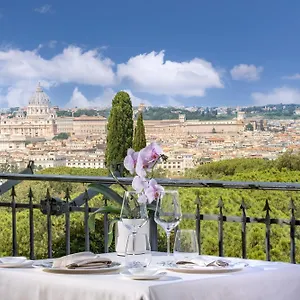 Splendide Royal - The Leading Of The World 5*, Roma Italia